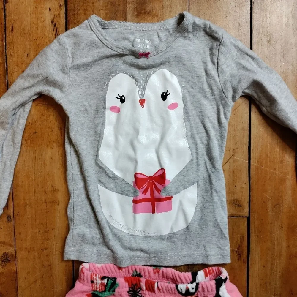 Carters pajamas set 2T girls Christmas penguins pink gray holiday fleece